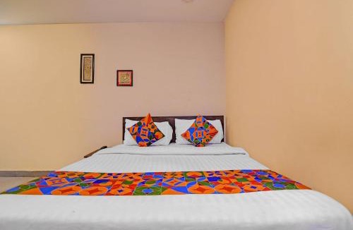 Block E Hotel | FabHotel The Crown Aura