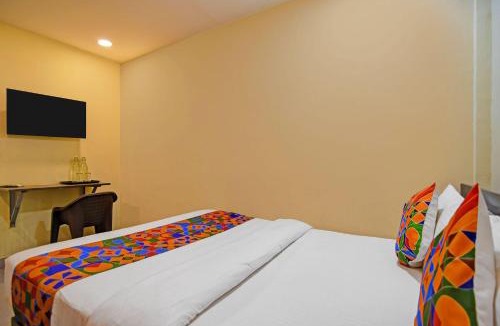 Block E Hotel | FabHotel The Crown Aura