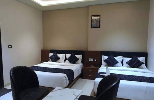 Dabok Hotel | Fabhotel The Crystal
