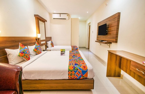 Coimbatore Hotel | Fabhotel Thejas Paaradise