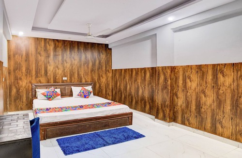 Knowledge Park III Hotel | Fabhotel Varn Residency