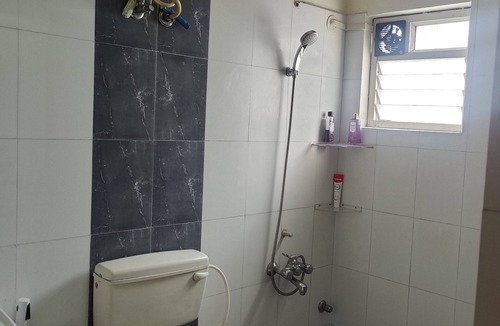 Kalyan Nagar Apartment | Fabulous apartment room with WiFi in bustling Bengaluru
