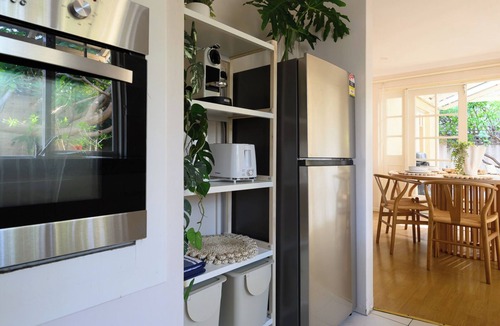 Scarborough House | Family-Friendly Escape 5 Mins to Scarborough Beach
