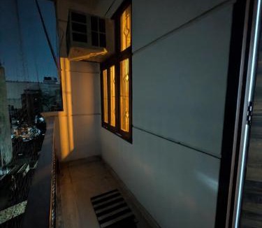 Sainik Farm Apartment | Fern Haven