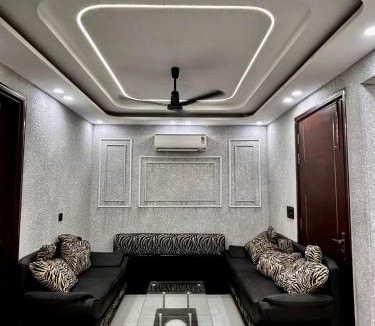 Dariyaganj Apartment | Fiaa-ONYX 3BHK