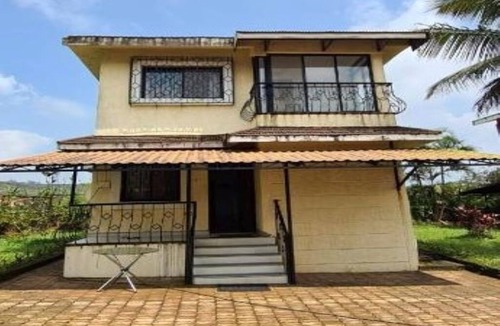 Kune N.m. House | Five Bungalow - 3 Bedroom Villa