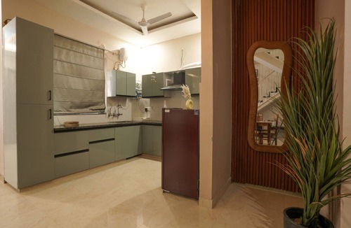 Bullawala Villa | Five Door Retreat 5BHK - Dehradun by Homeyhuts