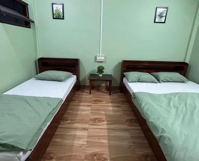 Ziro Bed & Breakfast | Flat 22- RJ Shant Homestay