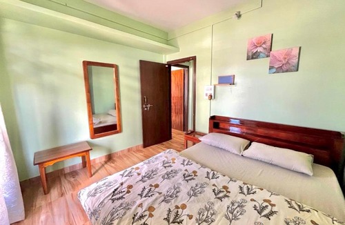 Ziro Bed & Breakfast | Flat 9-RJ Shant Homestay