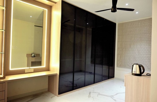 Amritsar Villa | FLORENTINO The Luxury Villa With Swimming Pool — 6 Ensuite Bedrooms