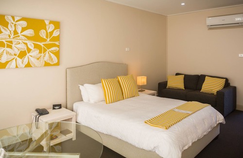 Whyalla Hotel | Foreshore Motor Inn