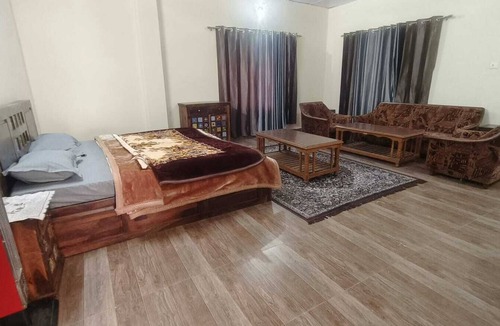 Dharamshala Hotel | Forest Rest House Gallu - Dharamkot