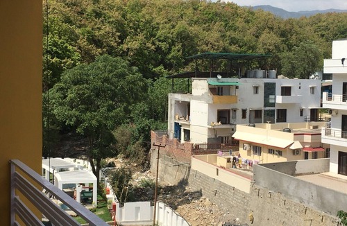 Bullawala House | Forest View Apartment