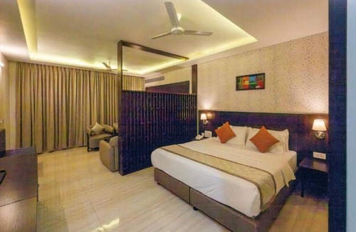 Saligrama Hotel | Fortune Plaza hotel