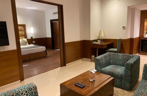 Vashi Hotel | Fortune Select Exotica, Navi Mumbai - Member ITC Hotels' Group
