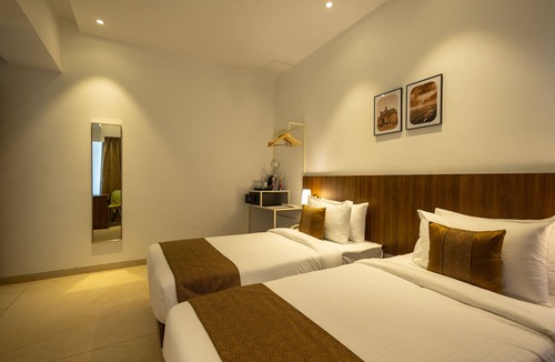 Ghansoli Hotel | Freesia Residency By Express Inn - Navi Mumbai