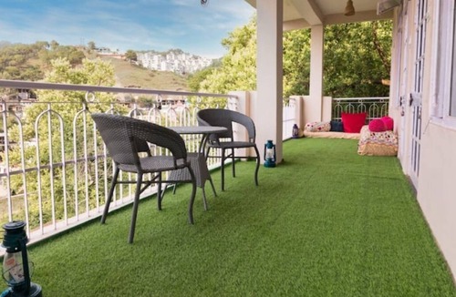 Kandaghat Apartment | French Window I Mountain View I Antique 1BHK APT