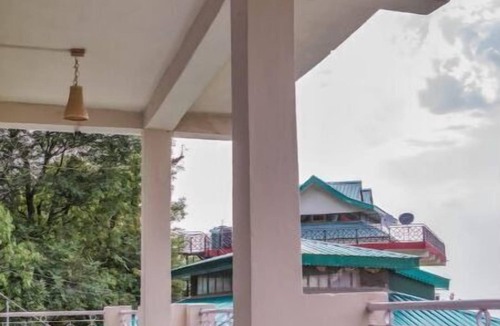 Kandaghat Apartment | French Window I Mountain View I Antique 1BHK APT