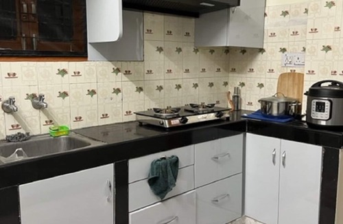 Medchal House | Fully Furnished, Ventilated, with TV and AC, Non-Smoking, Stay with whole family