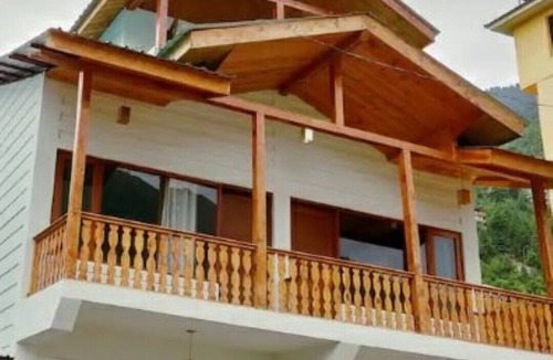Manali House | G Villas- Luxurious Cottage with beautiful mountain view 3