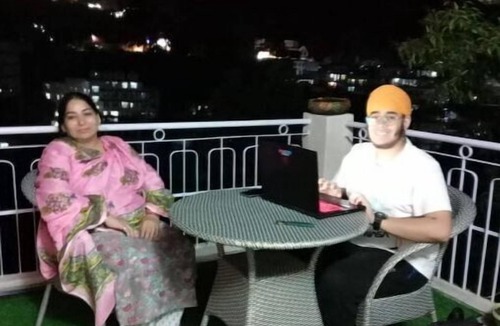 Kandaghat Apartment | Garden View 1BHK APT I Balcony I Kitchen I Wi-Fi