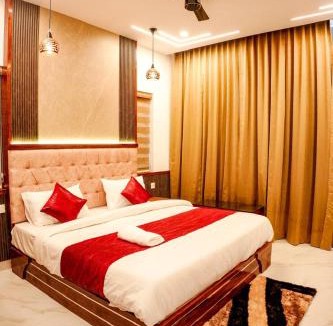 Chithirapuram Hotel | Gems Munnar