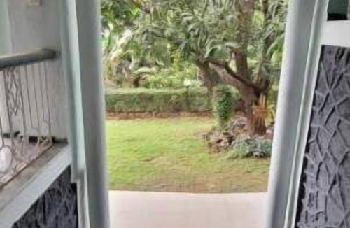 Versova House | Getaway to the greens
