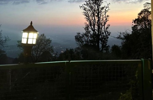 Sidhpur Bed & Breakfast | Ghonslaa Kharota