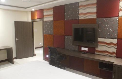 Jorhat Hotel | GK PALACE Pure VEG Hotel