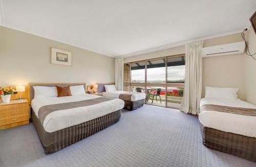 West Gladstone Hotel | Gladstone Palms Motor Inn