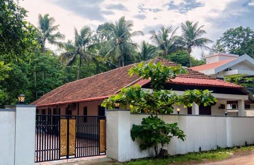 Adyar House | Glanwoods Inn - 2BHK Independent Private house in Mangalore - Pets allowed