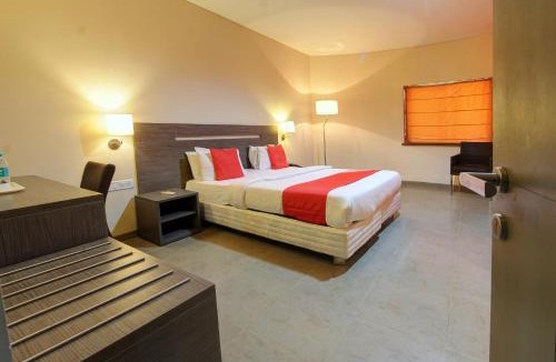 Venkatapura Resort | Golden Amoon Resort