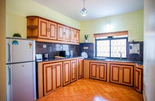 Benaulim Villa | 'Golden Sea Breeze' Beach villa