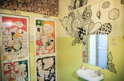 Varanasi Hostel | Good Vibes hostel