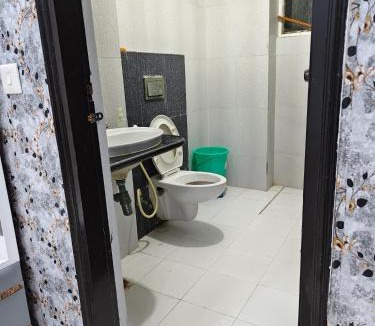 Vrindavan Apartment | Gopala Home stay