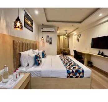 Civil Lines Apartment | Grand Anukmpa studio