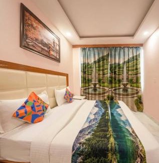 Patel Nagar Hotel | Grand Ram Han Near Metro Station