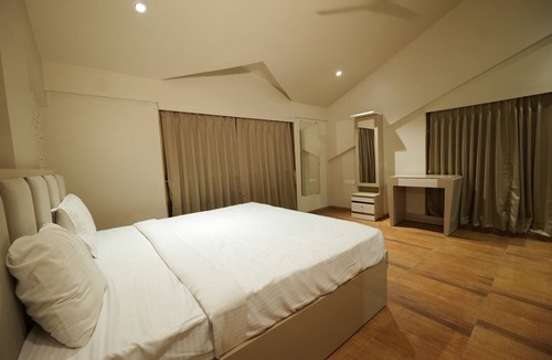 St.Stanislaus Villa Villa | Greay Wood Villa