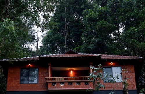 Vayittiri House | Green Garden Jasmine Cottage