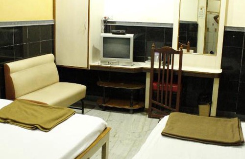 Kalasipalya Cabin | Greens Residency