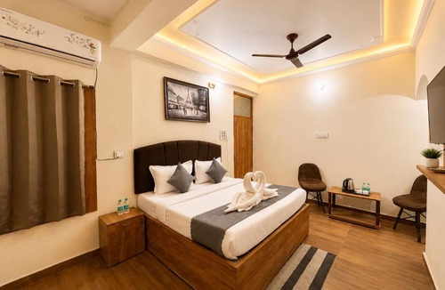 Haridwar Hotel | Guru Kirpa Stays & Dine