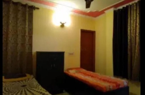Kalkaji Hostel | Gutloo backpackers