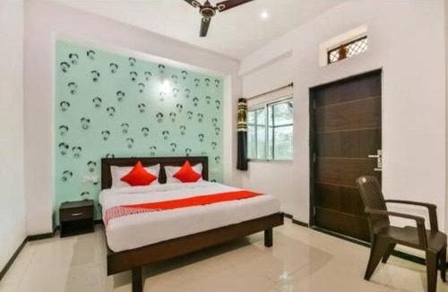Gogunda Hotel | Happy Stay