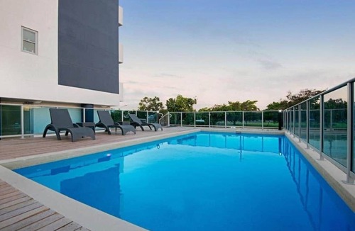 South Townsville Apartment | Harbourfront 2 Bedroom Apartment at Allure 602