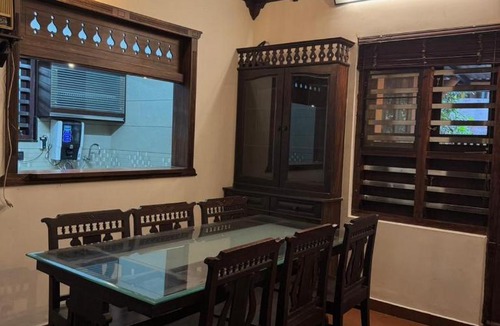 Alwaye Villa | Heritage Waterfront Villa with Private Pool-Aluva