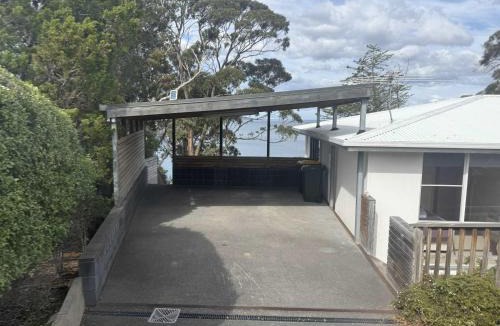 Blackmans Bay House | Hidden Bay Retreat-5 Bed- 15min to Hobart