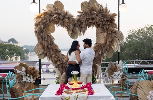 Lake Swaroop Sagar Hotel | Hide-In Udaipur - A Lake View Boutique hotel