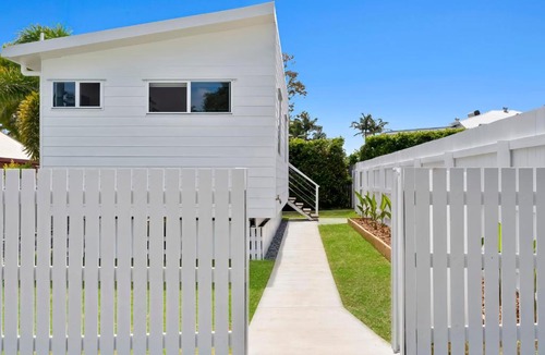 The Range House | Hideaway on James - Full Kitchen & Ensuite, Near Hospitals & Quiet