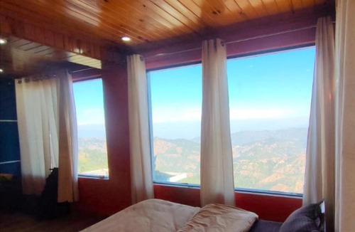 Ramgarh Bed & Breakfast | Highland Rabbit Hostel & Riders Cafe