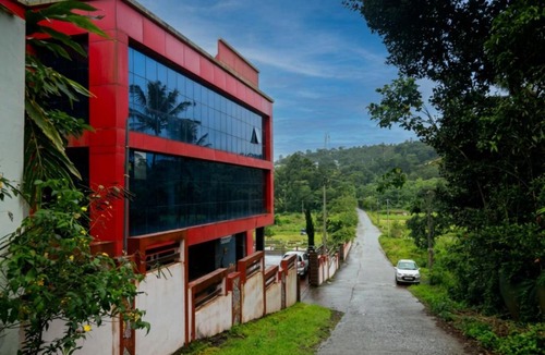 Anakkara Hostel | Hills and Views Rooms & Backpackers Hostel